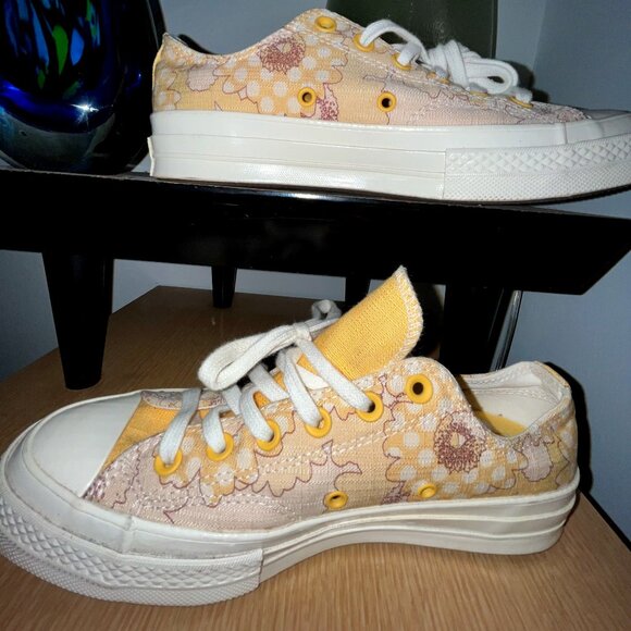 BNWoT CTAS Converse 70 Low 'Crafted Florals' (9W) A00538C - Picture 2 of 7